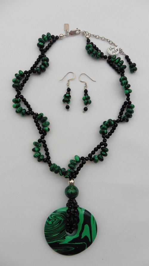 MALACHITE &amp; ONYX NECKLACE &amp; EARRING SET