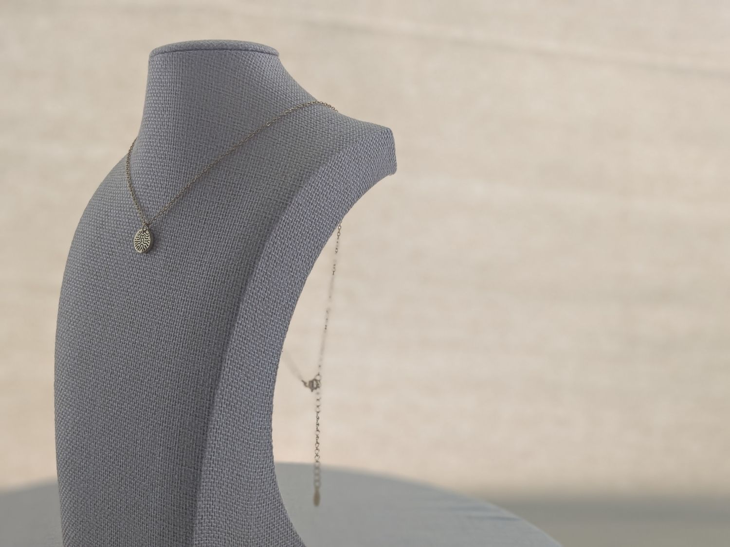 Datagrama dot Gold-Plated Pendant Necklace