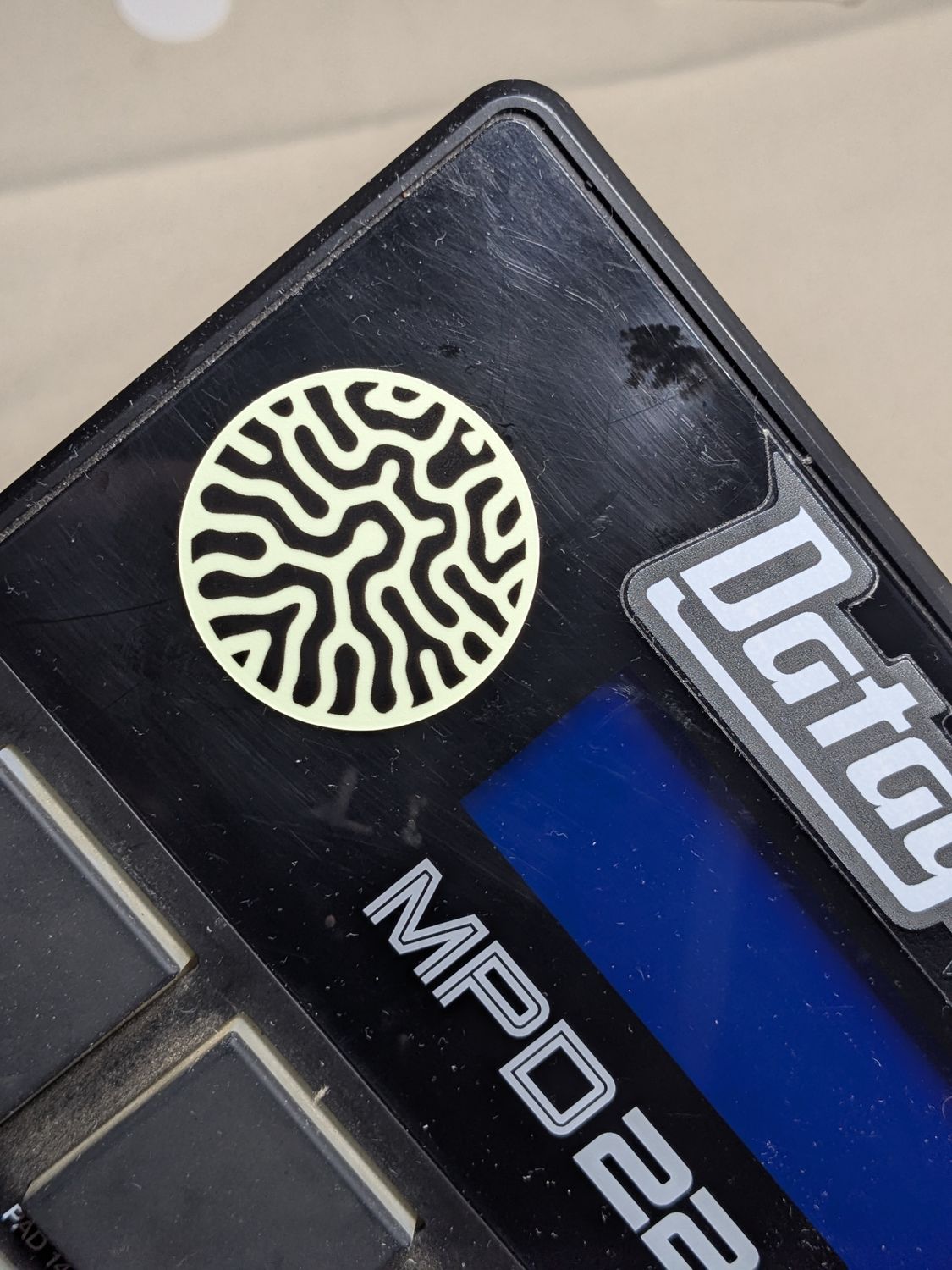 Glow in dark round sticker 1.5"