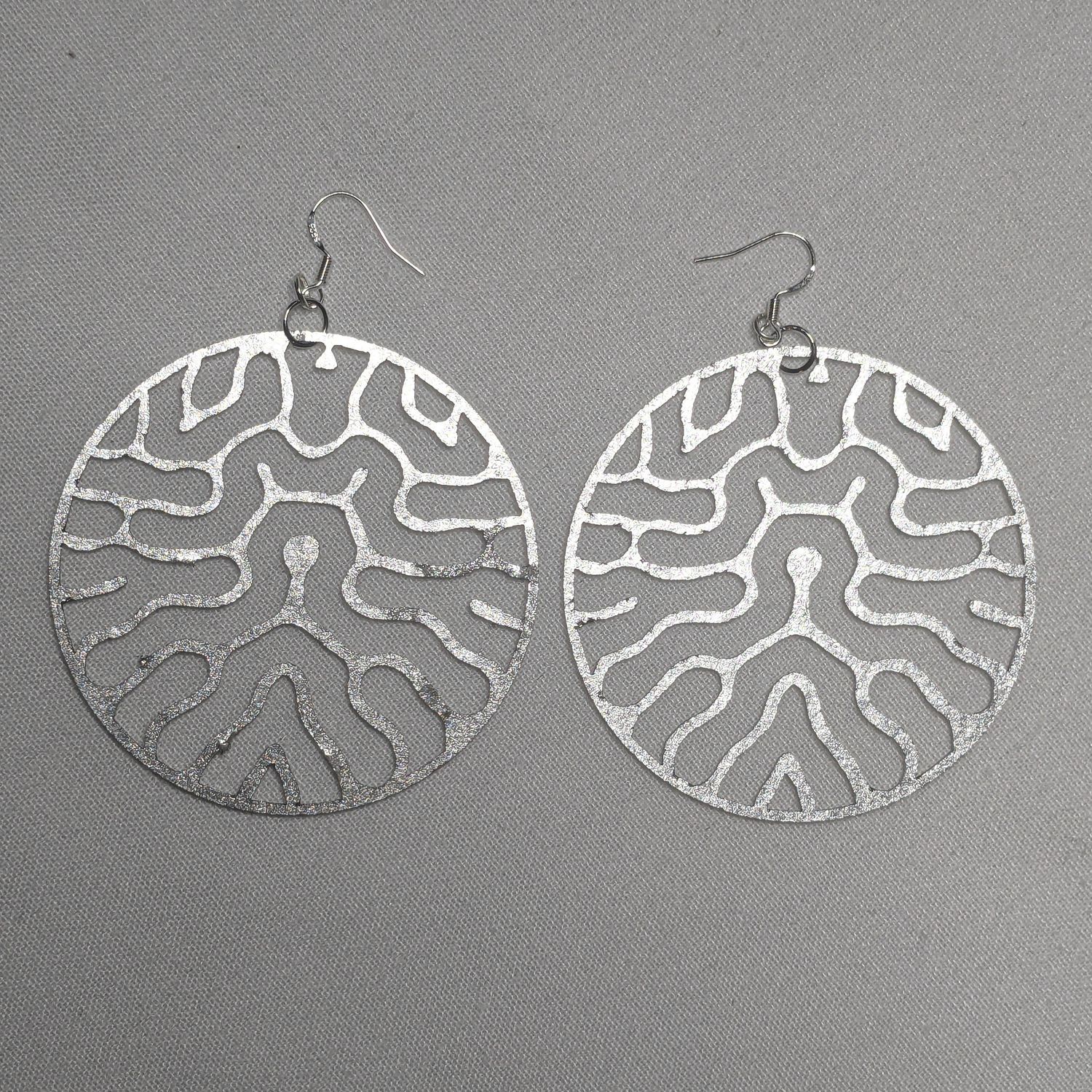 Ultra light earrings (WHT+SLVR)