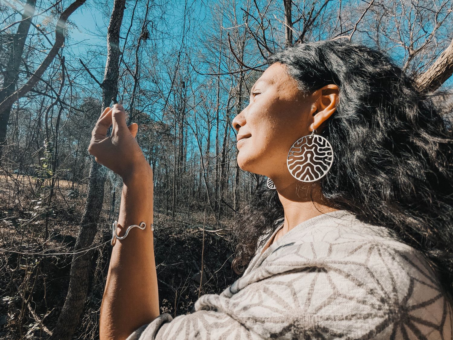 Ultra light earrings (WHT+SLVR)