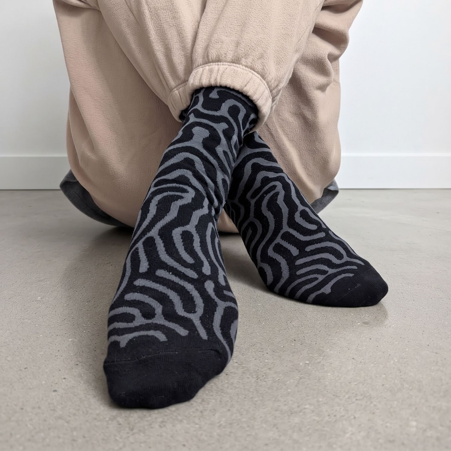 Socks charcoal and black