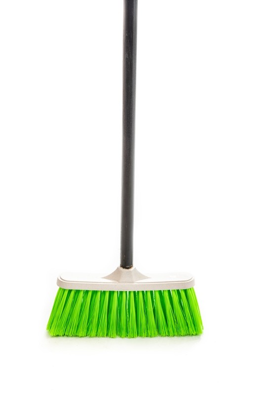 Wopi Small Fan Broom /   Escoba Abanico Magnetica