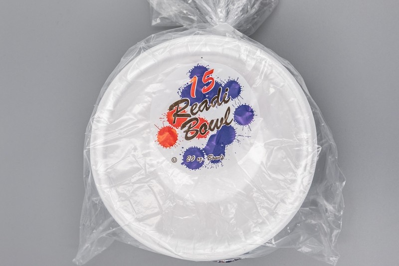 Readi Plato Hondo de Unicel Desechable 20oz 15pcs 20oz White