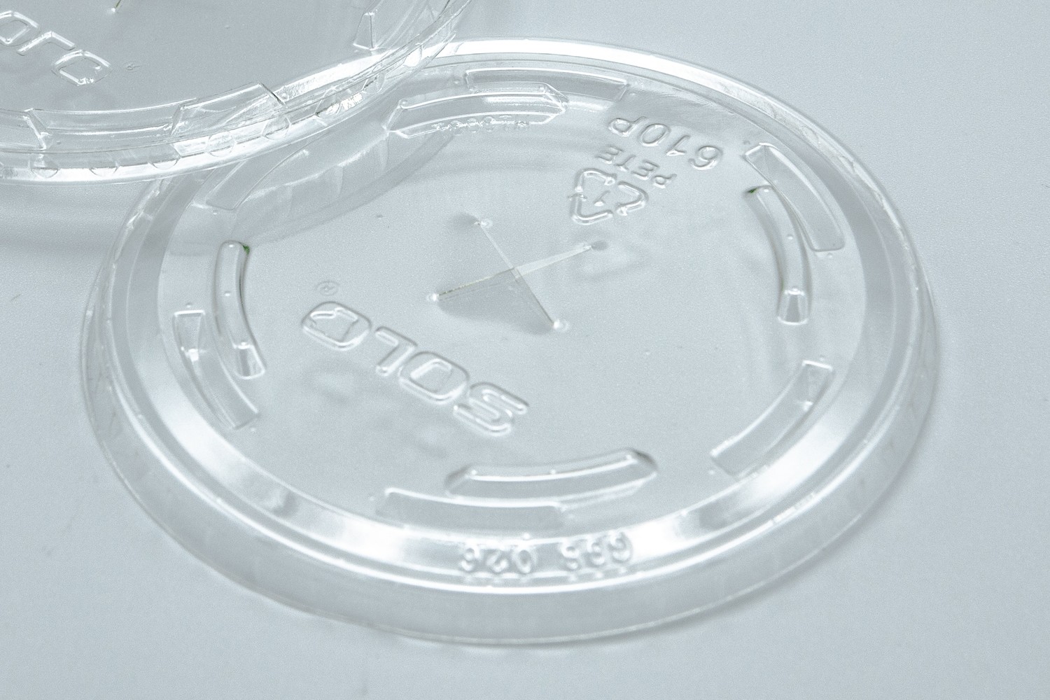Dart Clear Straw Slotted Lid /Tapas #610TS