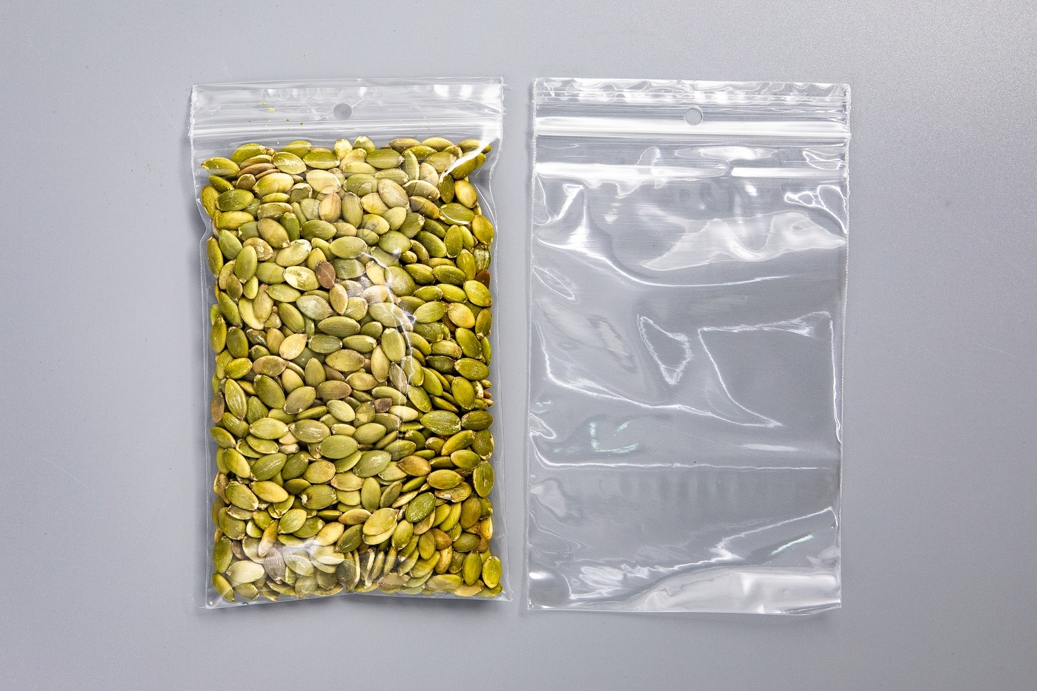 Polypropylene Zipper Bags W/ Hang Hole 4&quot; x 6&quot;  2mil