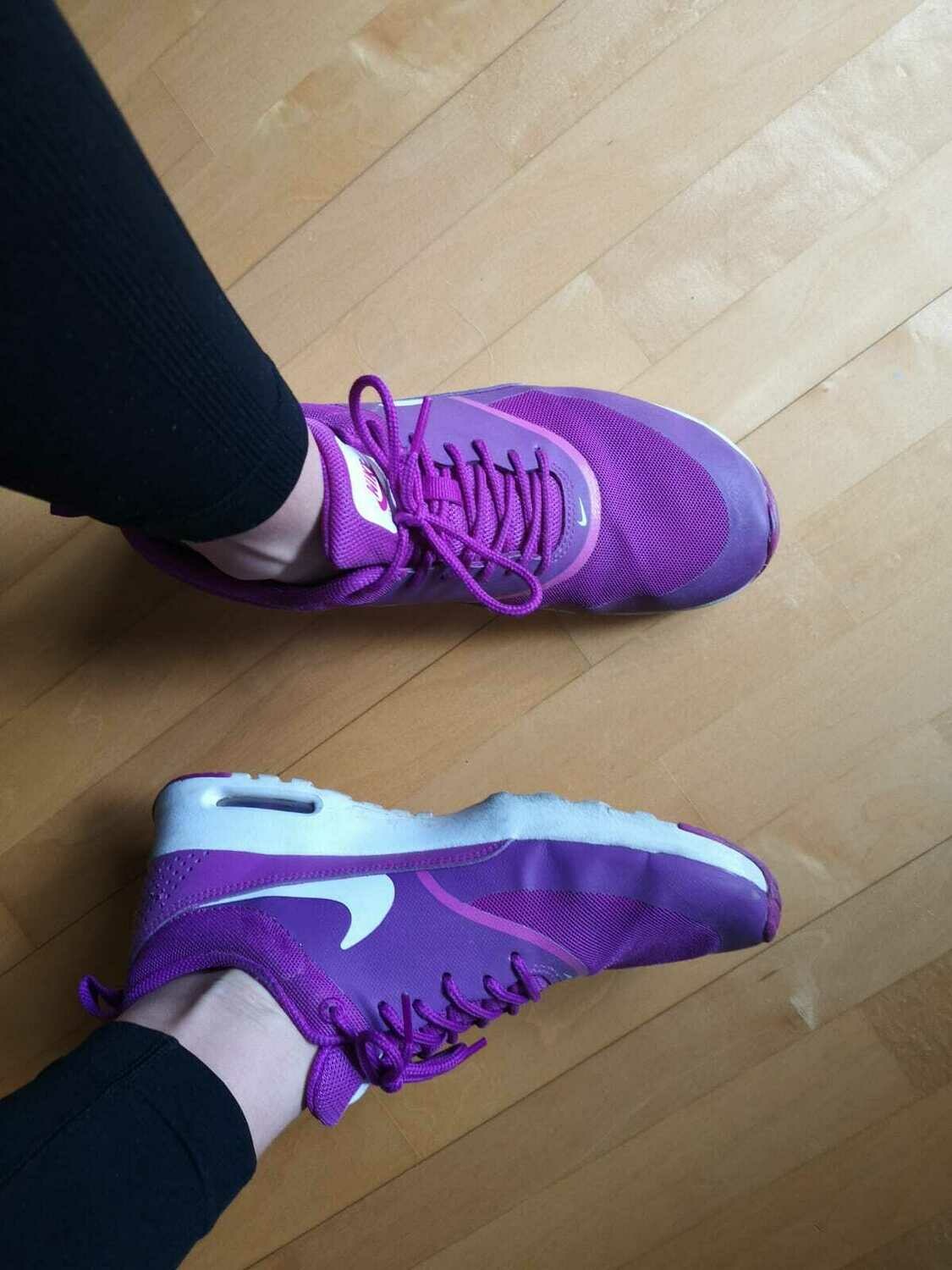 Nike Thea -  GODDESS ADRIANA