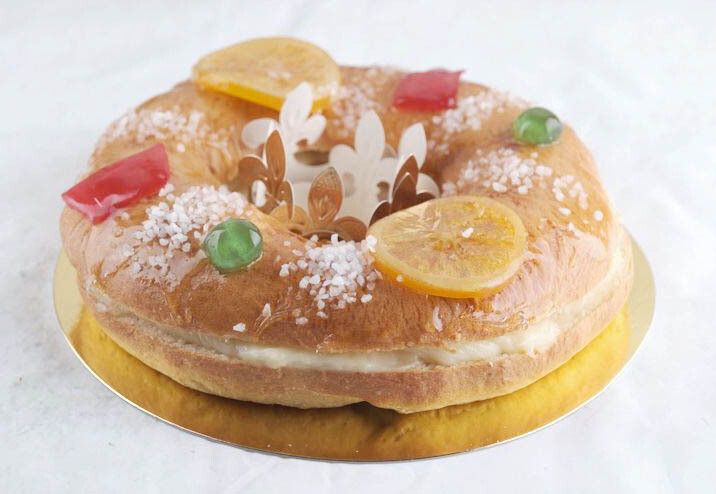 Petit roscón de crema pastelera