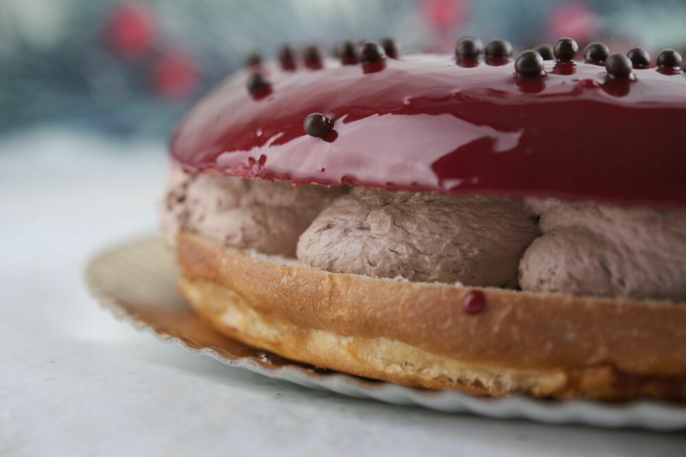 Roscón de Trufa y Fresa Roscón de Trufa y Fresa