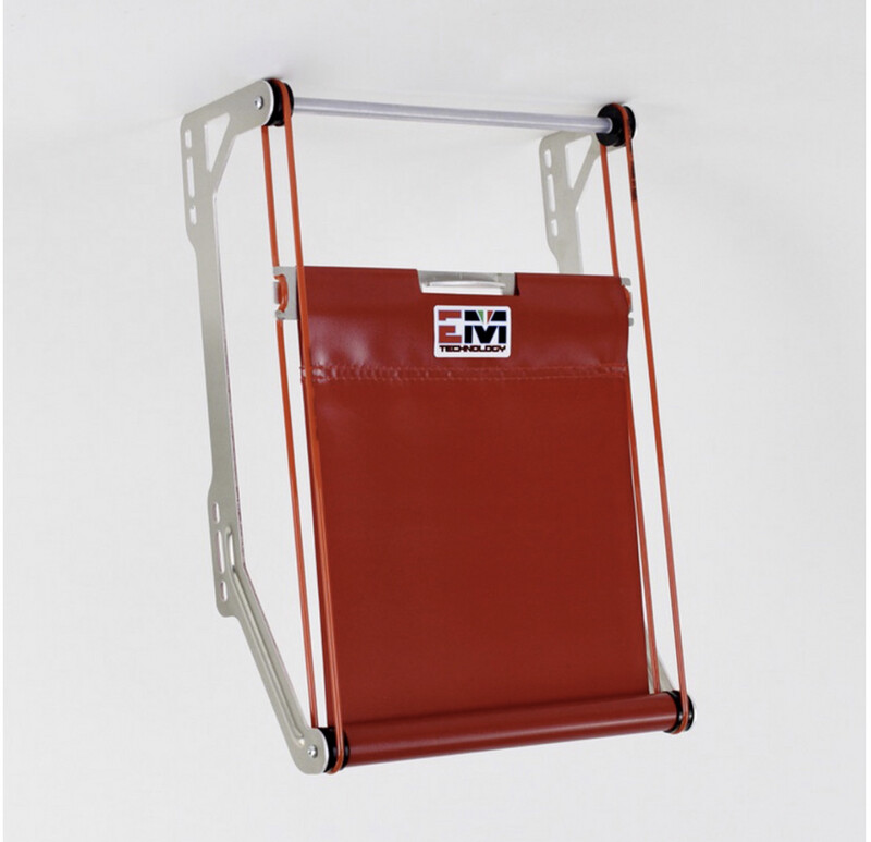 EM-01 curtain