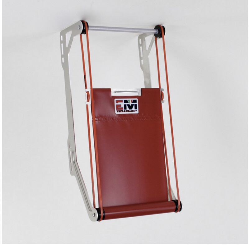 EM-06 curtain
