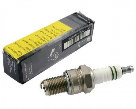 Bosch W 08 CS spark plug