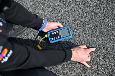 PRISMA Digital tire pyrometer with needle probe