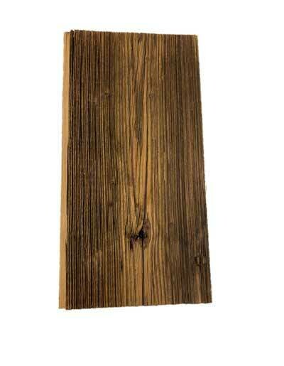 Old wood rinds