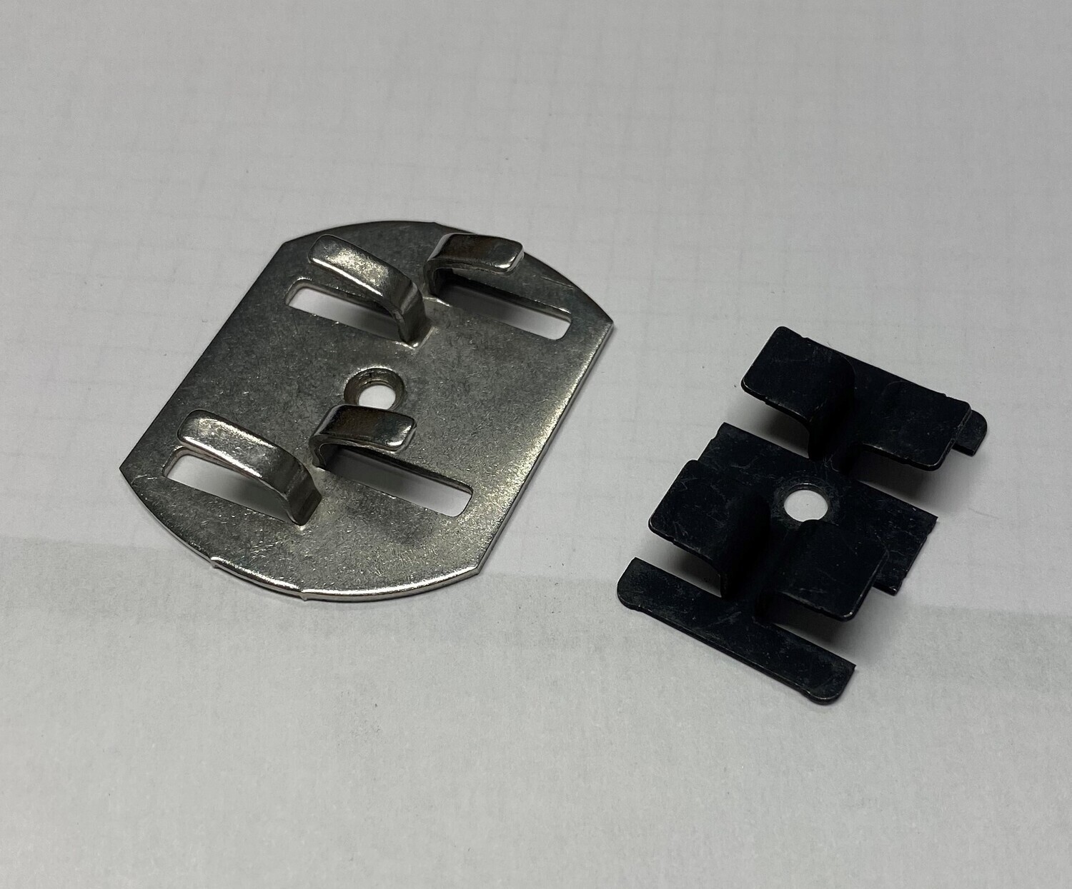 CLIP + SCHRAUBE Edelstahl