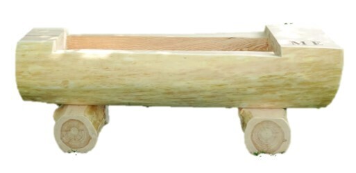 Larch wood fountain