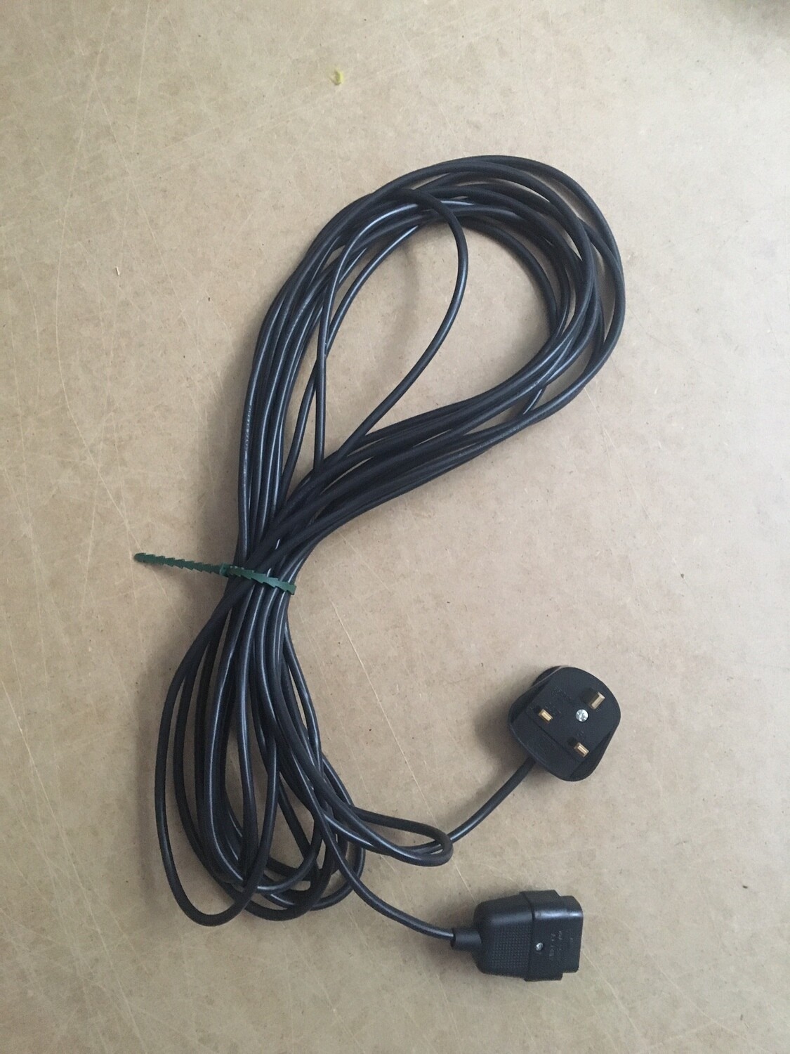 10m/33ft Power cable with 2 pin break connector and Domestic 5amp Plug