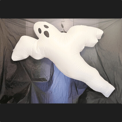 Hanging Inflatable Ghost 7ft/214cm x 5ft/150cm