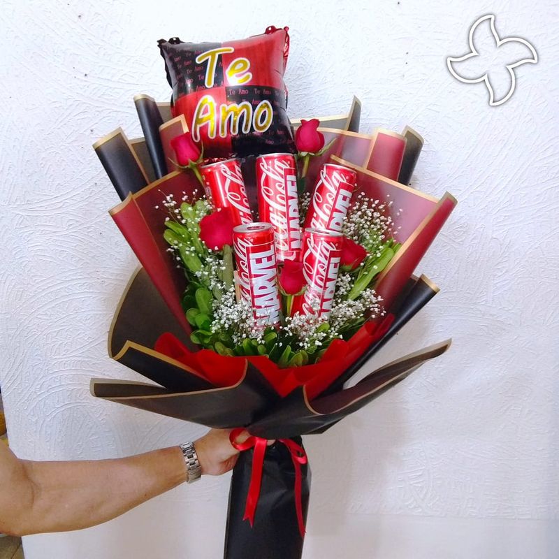 Ramo rosas y bebidas 1