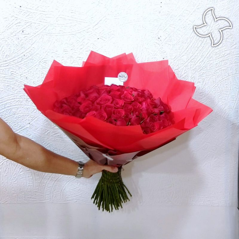 Ramo 100 rosas