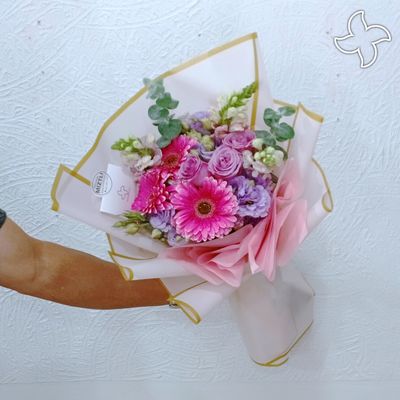 Ramo 6 flores mixtas plus
