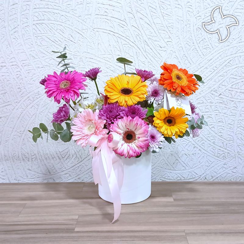 Caja redonda chica gerberas