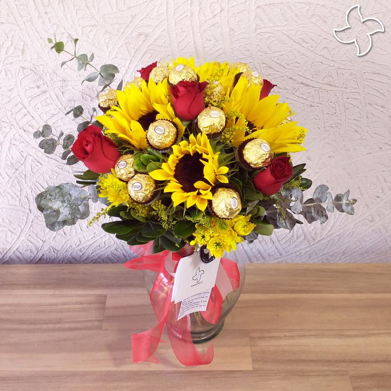 Florero Flores y chocolates 2