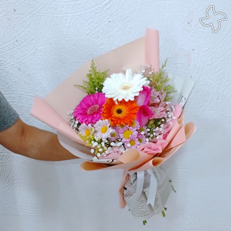 Ramo Flores Mixtas Plus 1