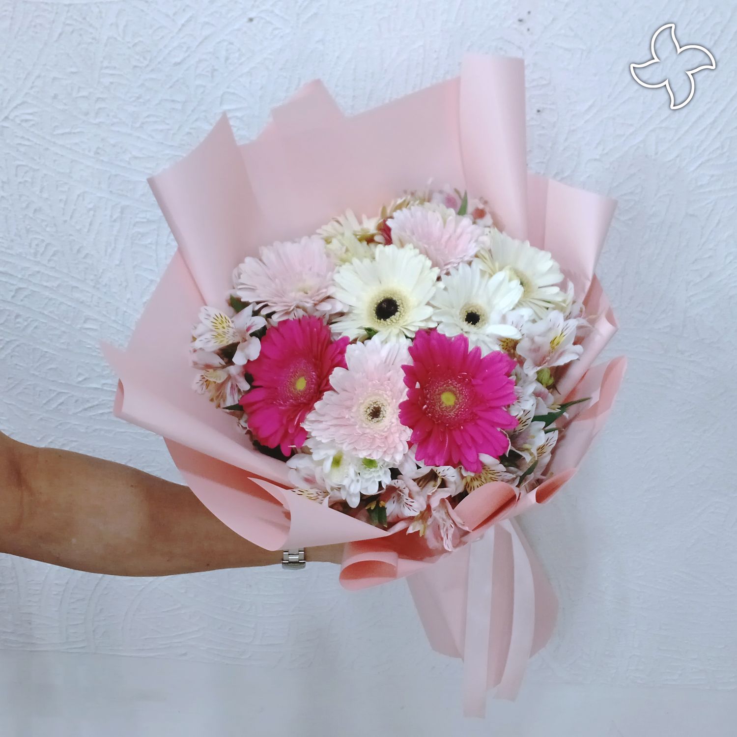 Ramo 12 gerberas plus