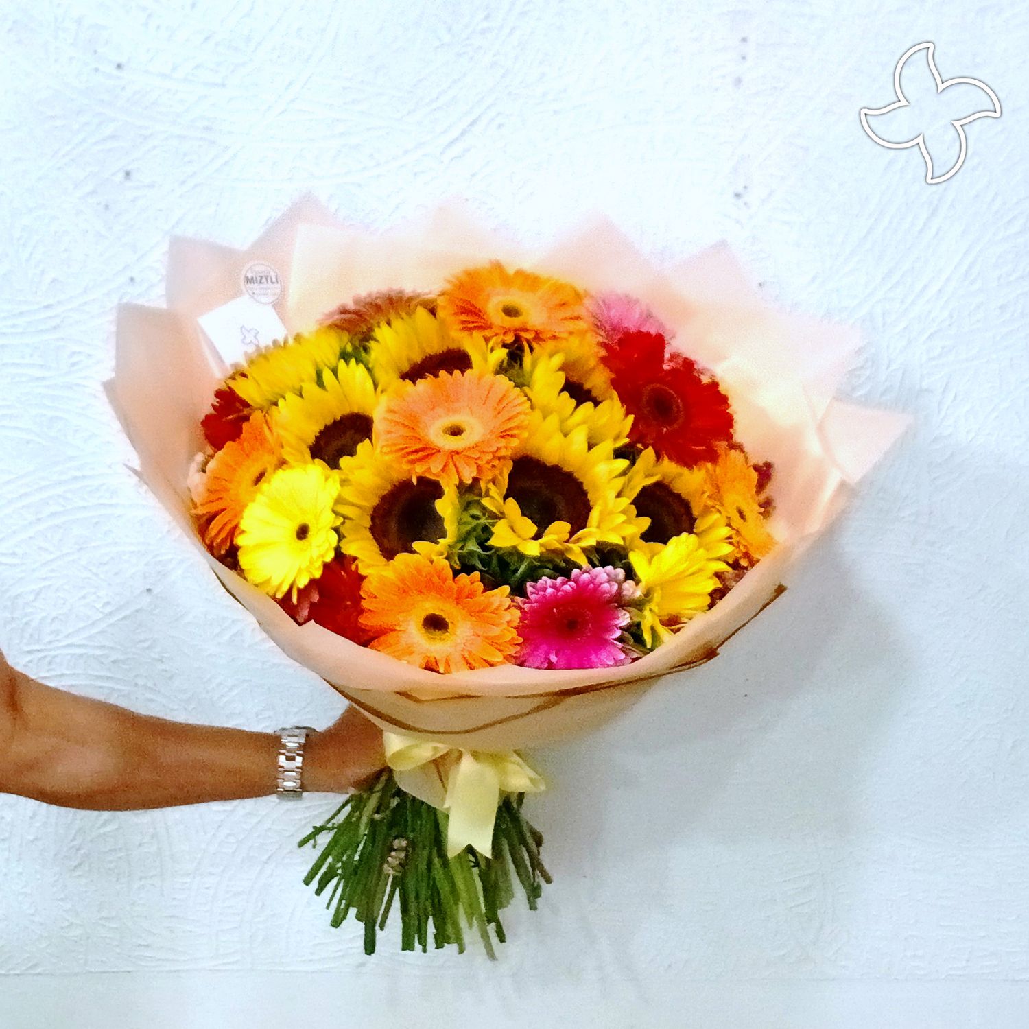 Ramo 10 girasoles y 24 gerberas