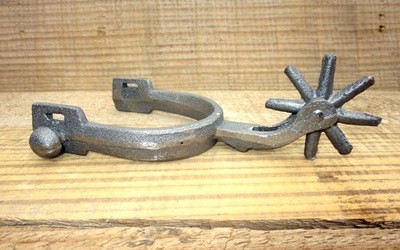 Spur Small Unpainted