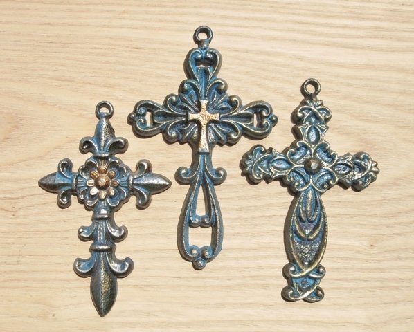 Crosses ~ Set of 3 ~ DRDO1943