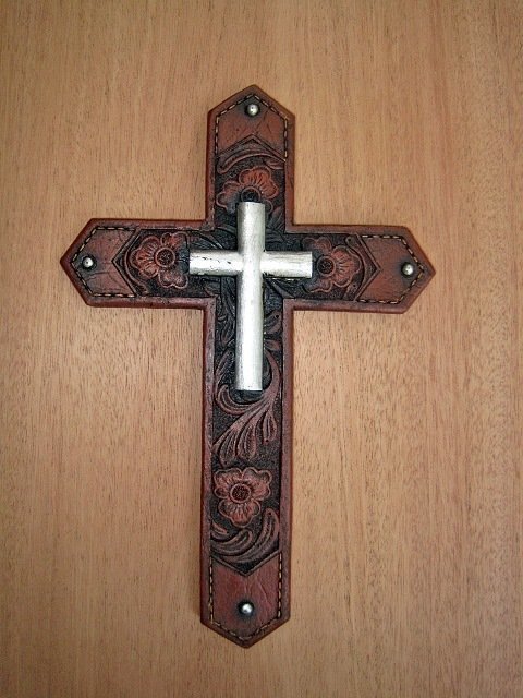 Cross with Leather and Sm Silver Cross WRA97921