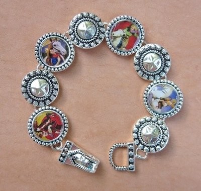 Cowgirl Images & Star Bracelet ~ W033938