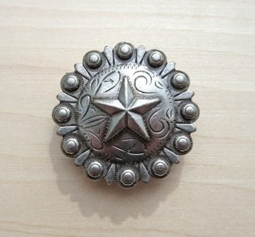 Concho Star & Berry 1 1/2" ~ T840OS