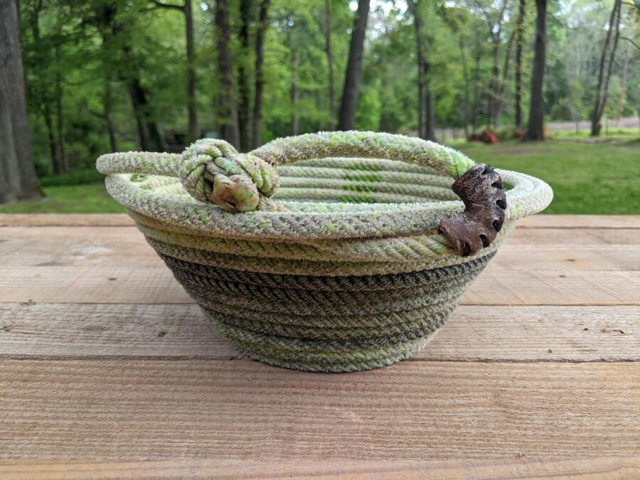 Lime Green Lariat Basket ~ LGLB115