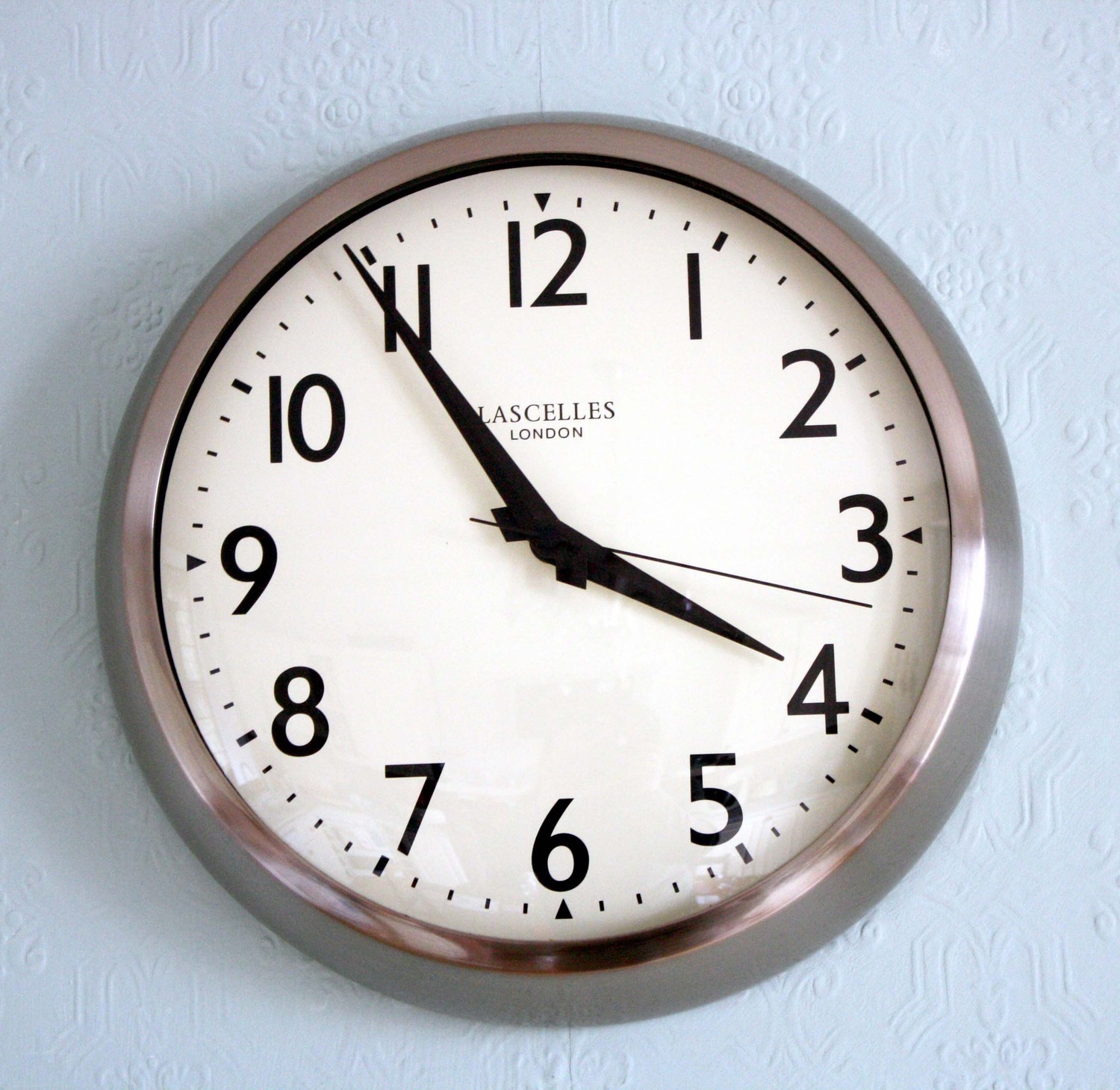 Retro wall clock