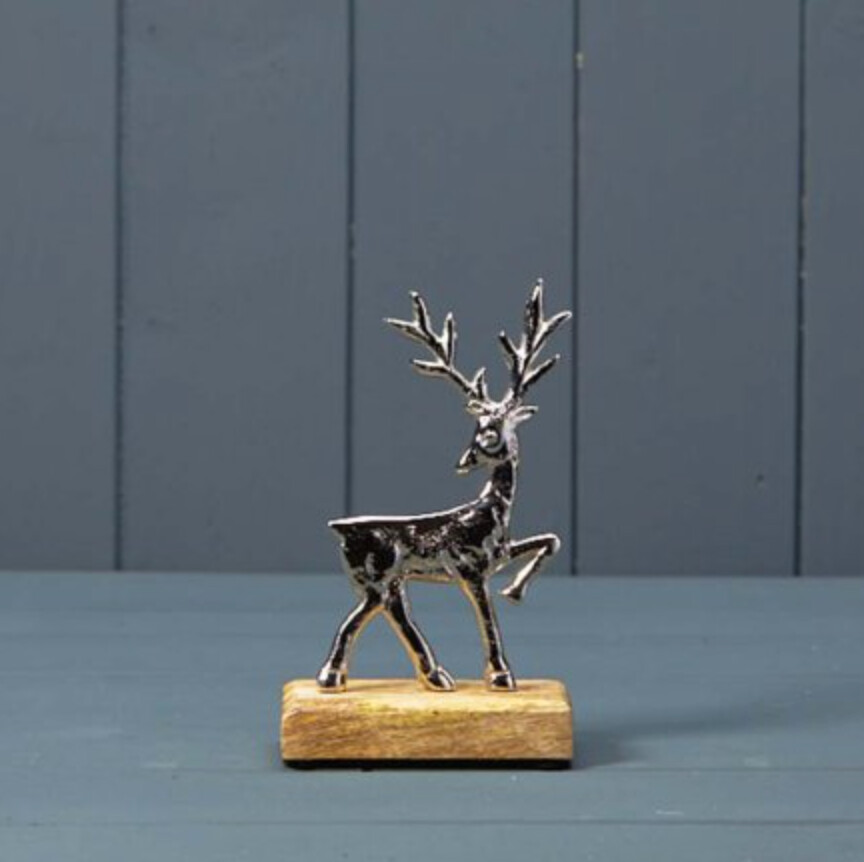 Noel &amp; Co - Stag Ornament with Wooden Base 16cm