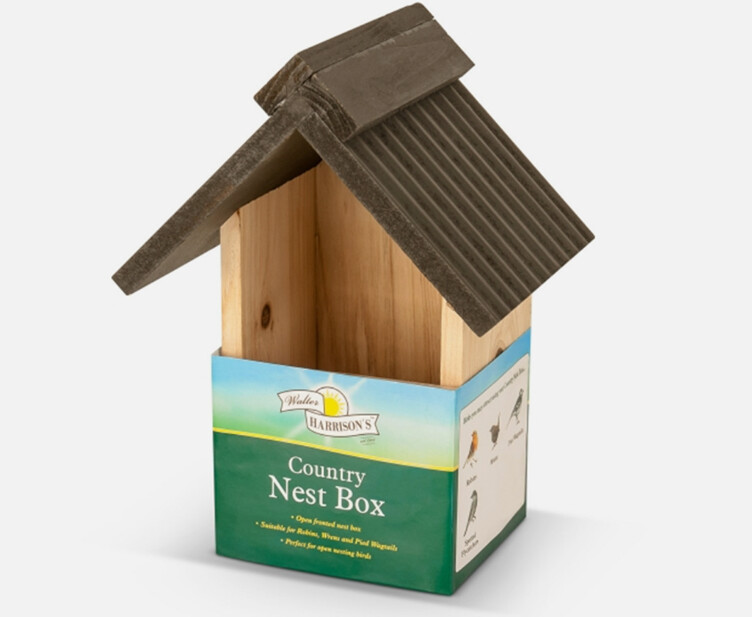 Walter Harrison&#39;s - Deluxe Wooden Country Nest Box
