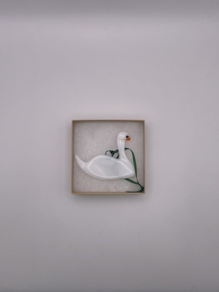 Swan - Number8Glass