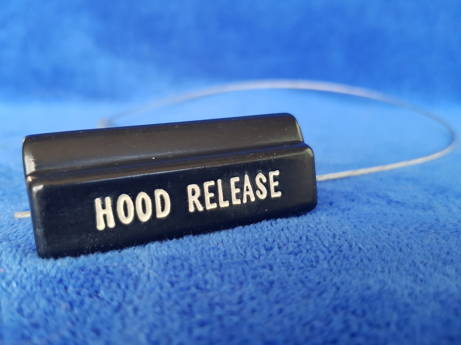 HANDLE-HOOD RELEASE-68-79 (#E6540) 3-3