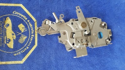 LATCH ASSEMBLY-DOOR-INTERIOR-LEFT-69-77 (#E7635) 5B2