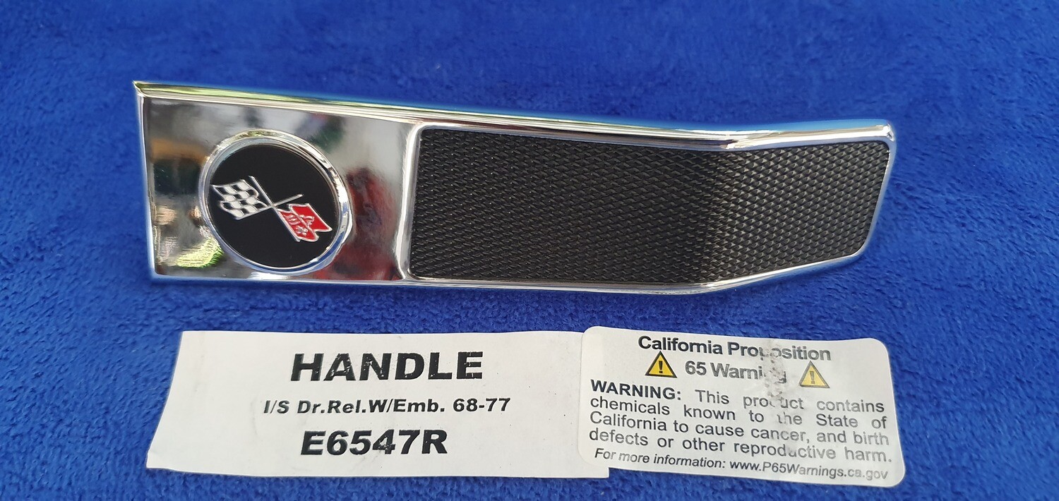 HANDLE-INSIDE DOOR RELEASE-WITH EMBLEM-RIGHT-68-77 (#E6547R) 5A2