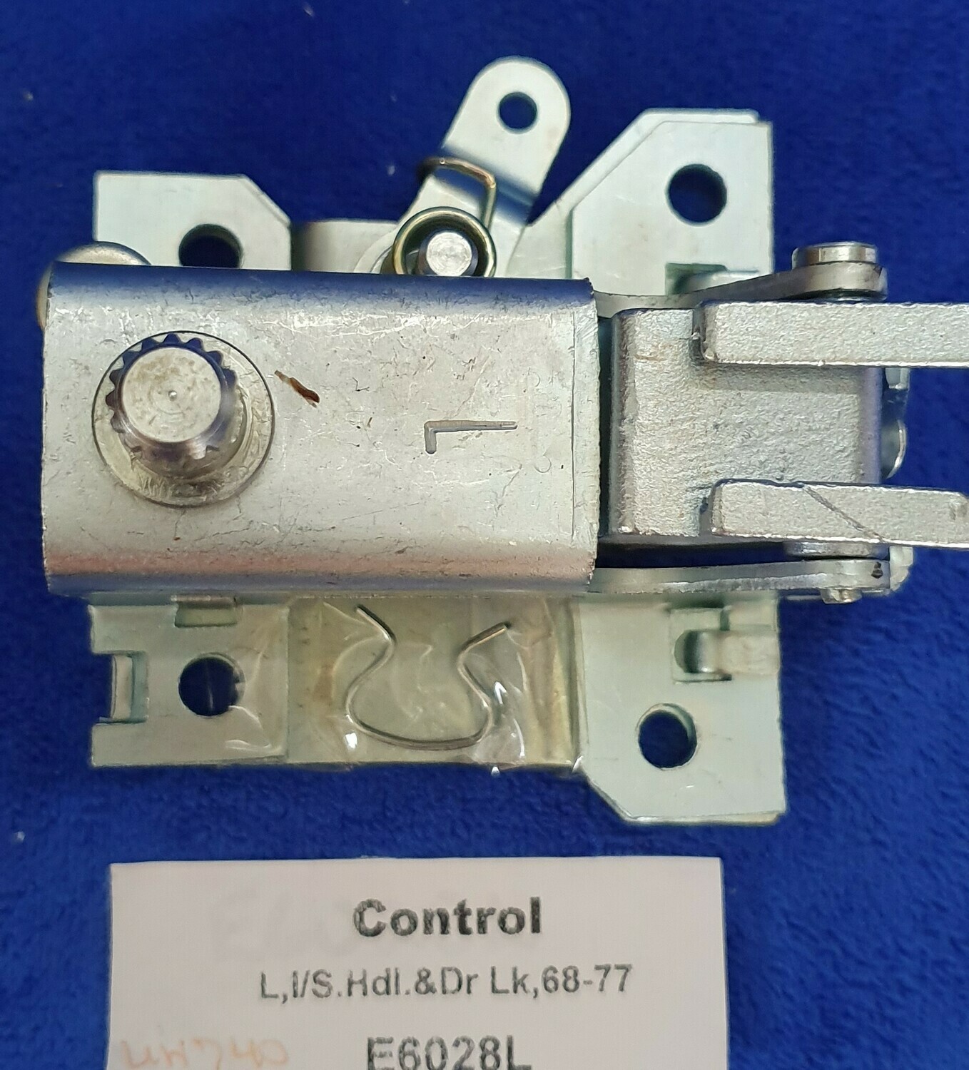 CONTROL-INSIDE DOOR HANDLE-DOOR LOCK-LEFT-68-77 (#E6028L) 5C2