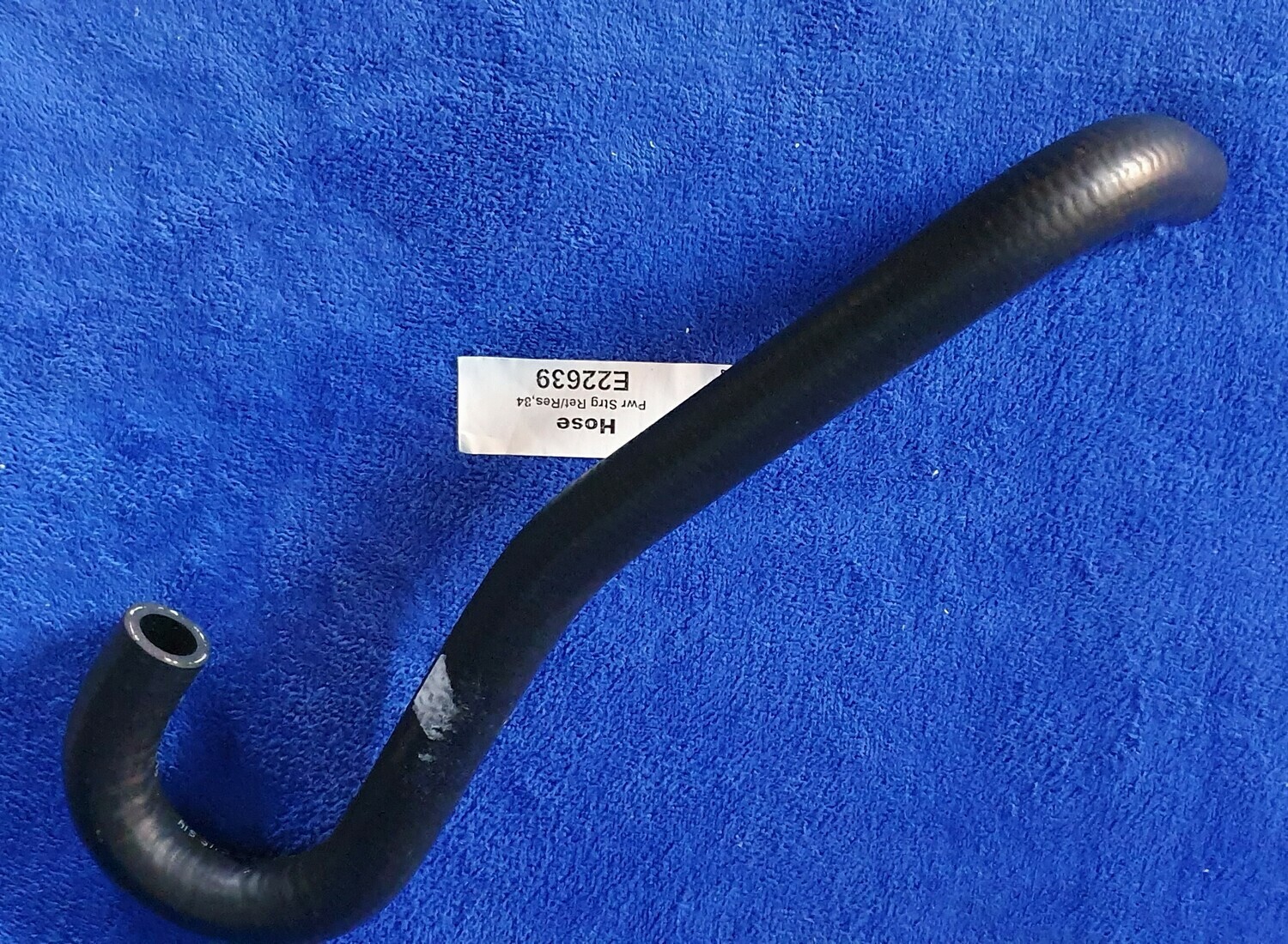 HOSE-POWER STEERING-RETURN-PUMP TO RESERVOIR 84 (#E22639)'