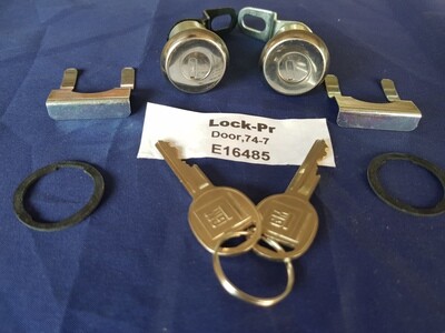 LOCK-DOOR-WITH KEYS-PAIR-74-77 (#E16485) 5A2