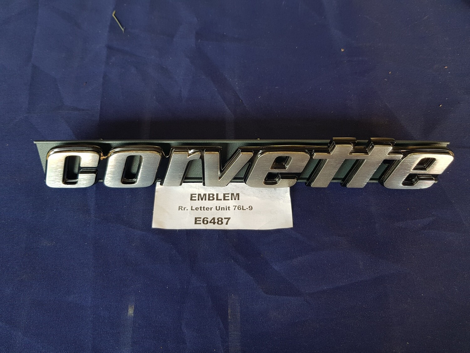EMBLEM-REAR LETTER UNIT-76L-79 (#E6487)