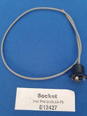 SOCKET-INSTRUMENT PANEL BULB-5-8 INCH HOLE-53-76 (#E12427) 1F2