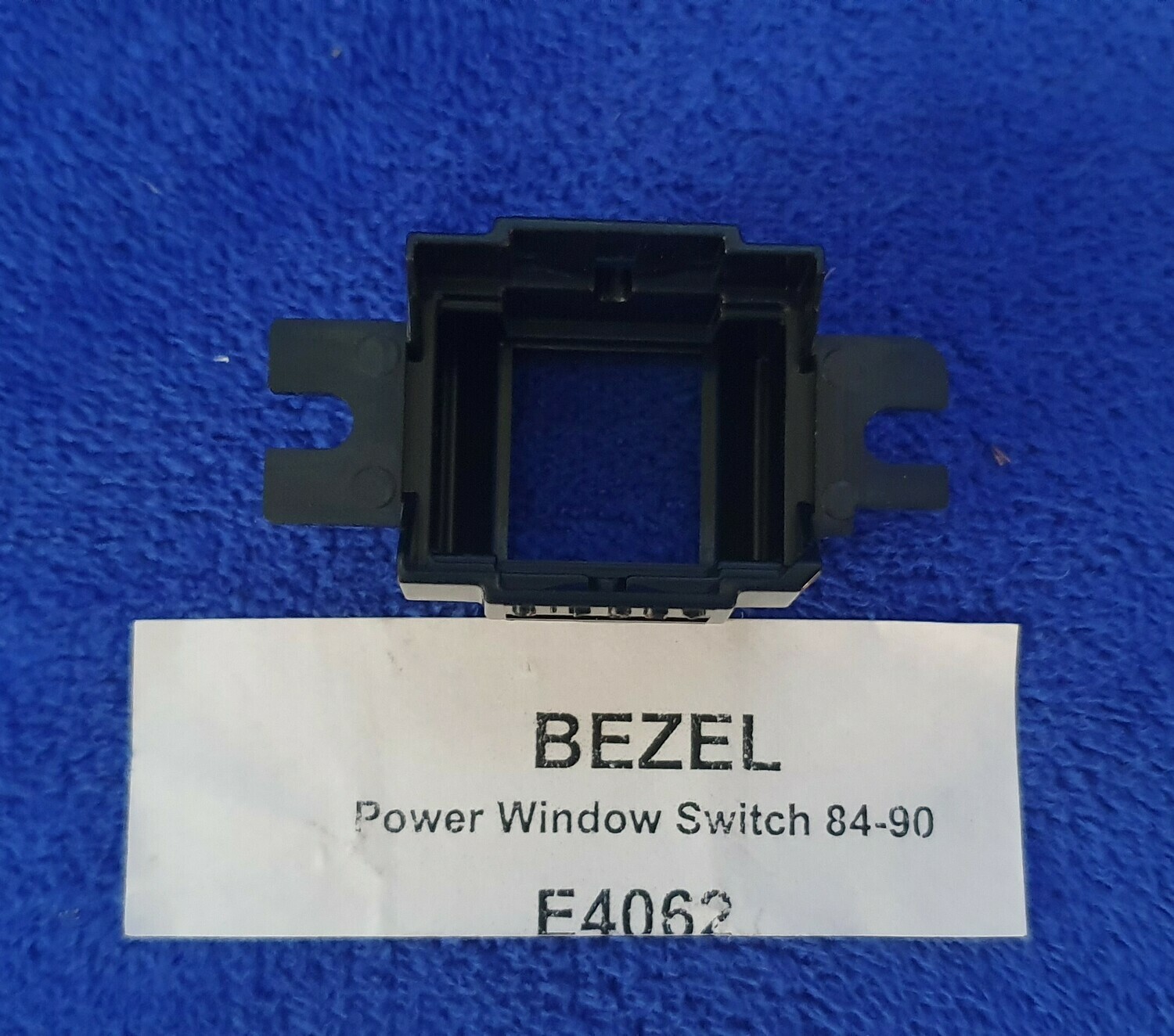 BEZEL-POWER WINDOW SWITCH OR DOOR LOCK-84-90 (#E4062) 5A3