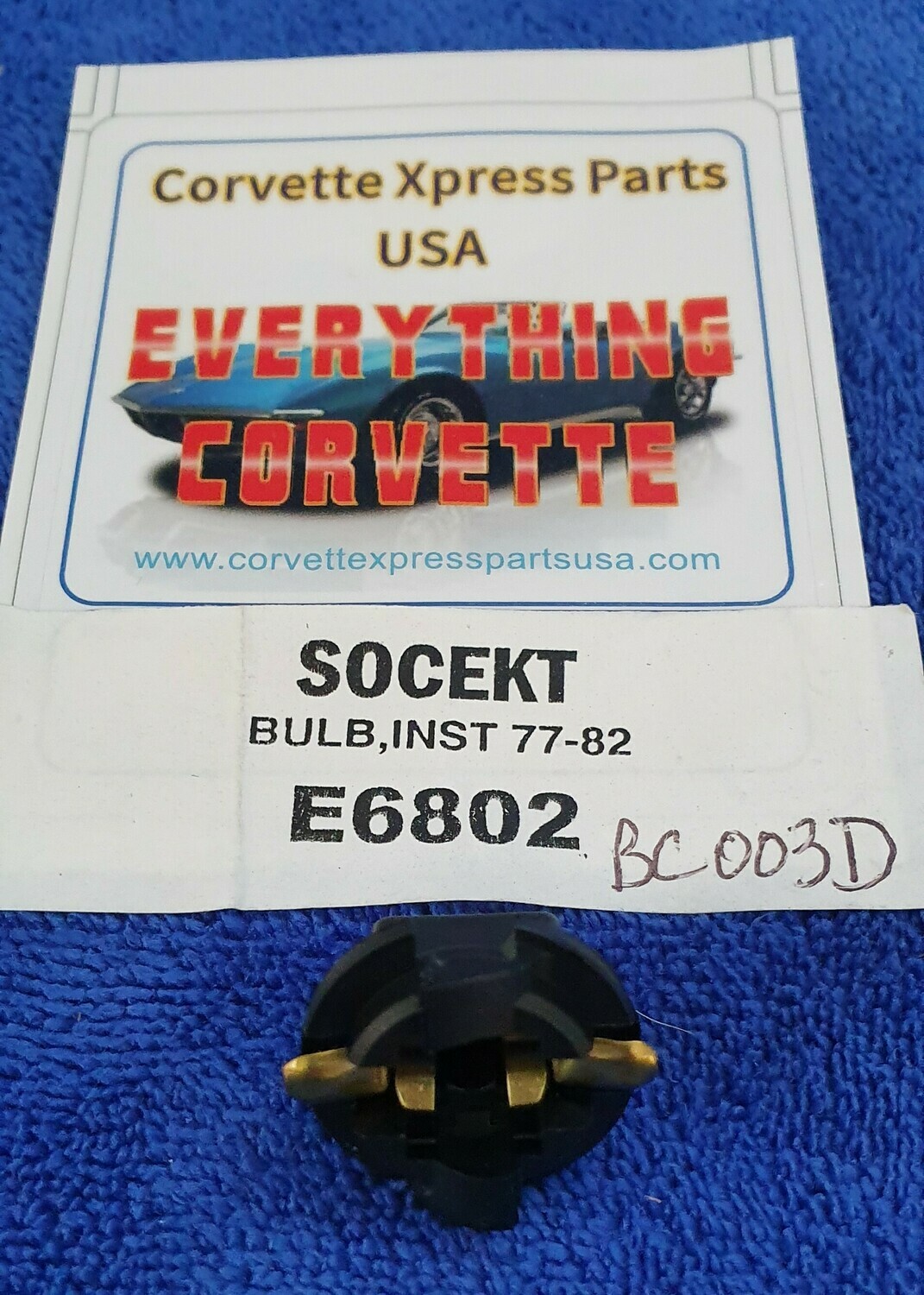 SOCKET-INSTRUMENT BULB-5/8 INCH HOLE-77-89 (#E6802)